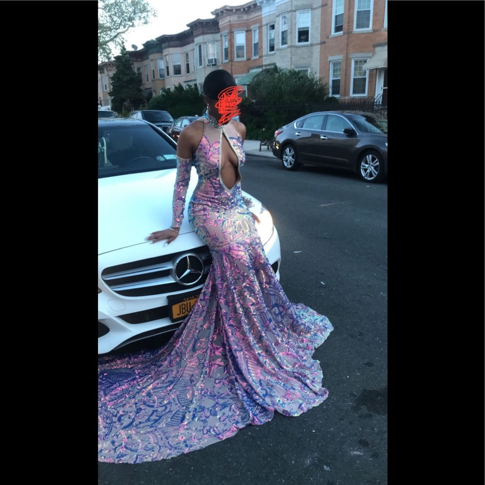 Prom/Evening Gown - Picture 3 of 3